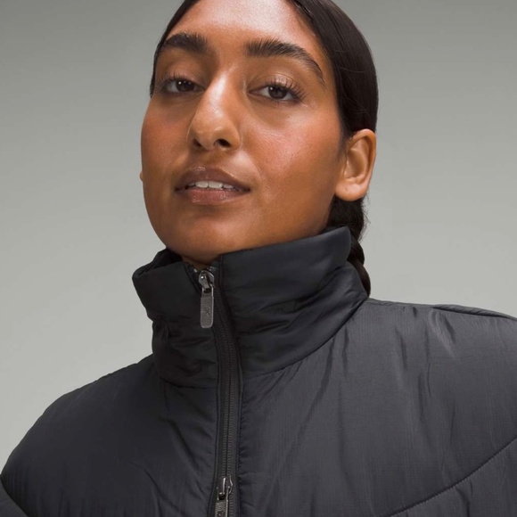 LULULEMON 3 - 1 INSULATED RAIN COAT NWT $498.00 RETAIL BLACK SZ 12 VERY OVERSIZE - Picture 6 of 14
